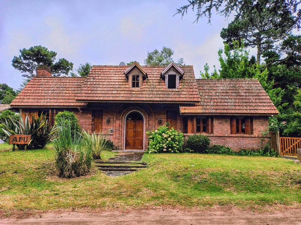 APU Casa para 8 a 10 personas Centro y Playa en Pinamar
